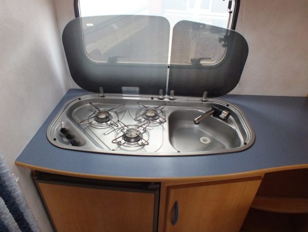 Caravelair Antares Ambiance BJ.2002 Met voortent LICHTGEWICHT - Afbeelding 24
