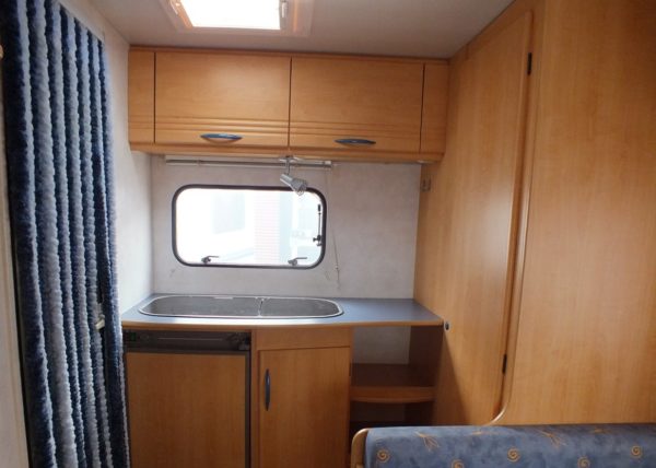 Caravelair Antares Ambiance BJ.2002 Met voortent LICHTGEWICHT - Afbeelding 21