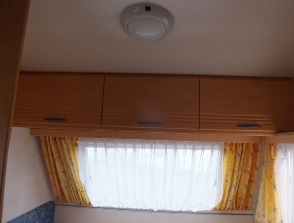 Caravelair Antares Ambiance BJ.2002 Met voortent LICHTGEWICHT - Afbeelding 17