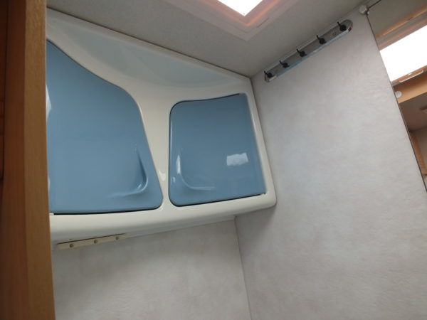 Caravelair Antares Ambiance BJ.2002 Met voortent LICHTGEWICHT - Afbeelding 11