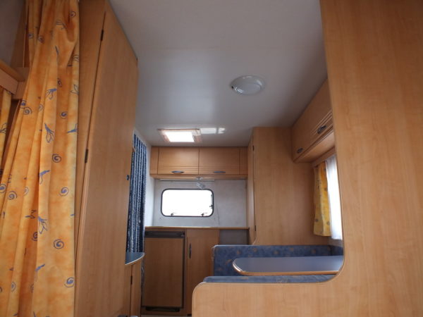 Caravelair Antares Ambiance BJ.2002 Met voortent LICHTGEWICHT - Afbeelding 9
