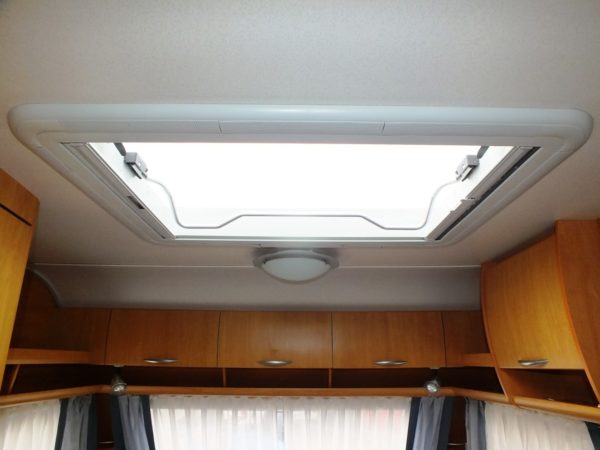 EIFELLAND Holiday 500 TL bj. 2005 met VOORTENT 3. 5 METER DIEP - Afbeelding 13