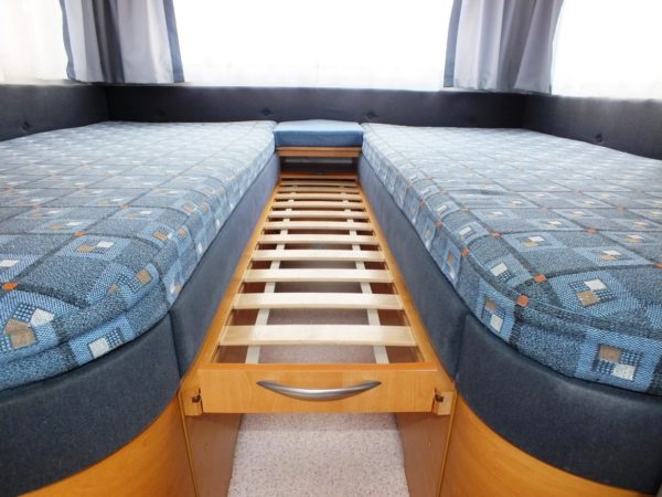 EIFELLAND Holiday 500 TL bj. 2005 met VOORTENT 3. 5 METER DIEP - Afbeelding 11
