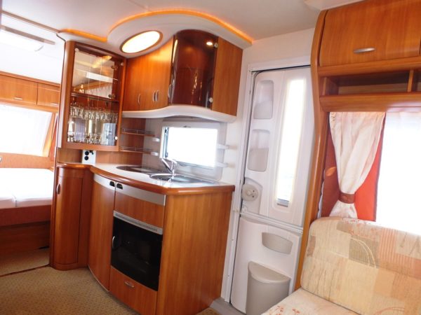 HOBBY Excellent 540 UFF bj. 2007, met QUEENSBED, VOORTENT - Afbeelding 10