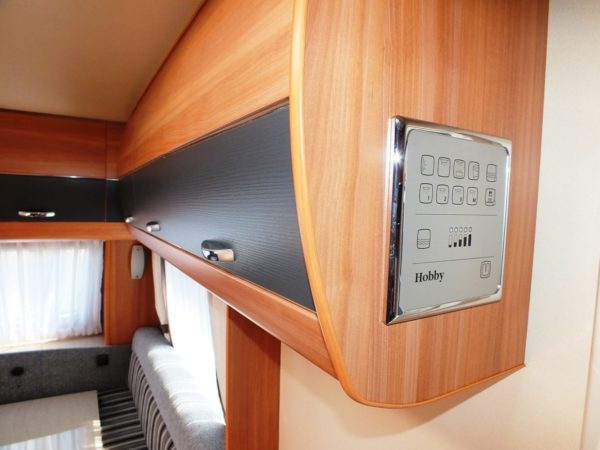HOBBY De Luxe 380 TB bj.2011, NIEUWSTAAT, met VOORTENT - Afbeelding 22