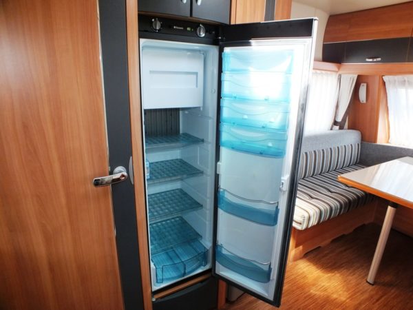 HOBBY De Luxe 380 TB bj.2011, NIEUWSTAAT, met VOORTENT - Afbeelding 14