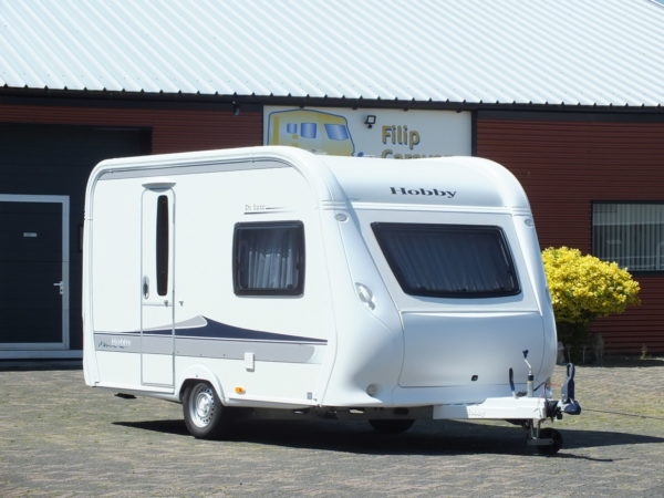HOBBY De Luxe 380 TB bj.2011, NIEUWSTAAT, met VOORTENT