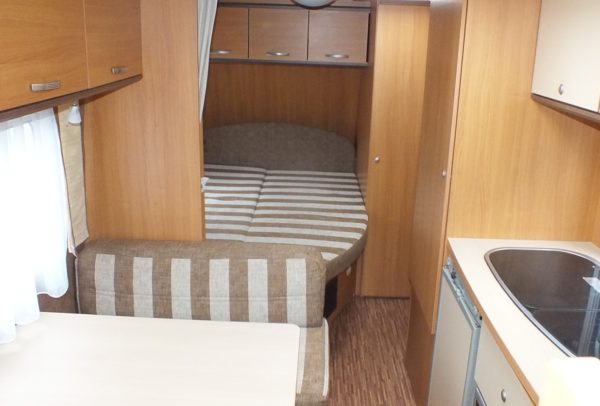 BURSTNER 485 TK bj.2013, met AIRCO, 6 SLAAPPLAATSEN, LICHTGEWICHT - Afbeelding 4