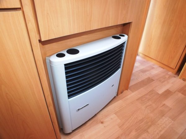 KNAUS Sport bj.2004, met MOVER en VOORTENT EXTRA DIEP - Afbeelding 21