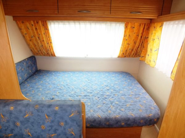 CARAVELAIR Antares 490 bj.2003, ISABELLA VOORTENT, UITBOUW - Afbeelding 7