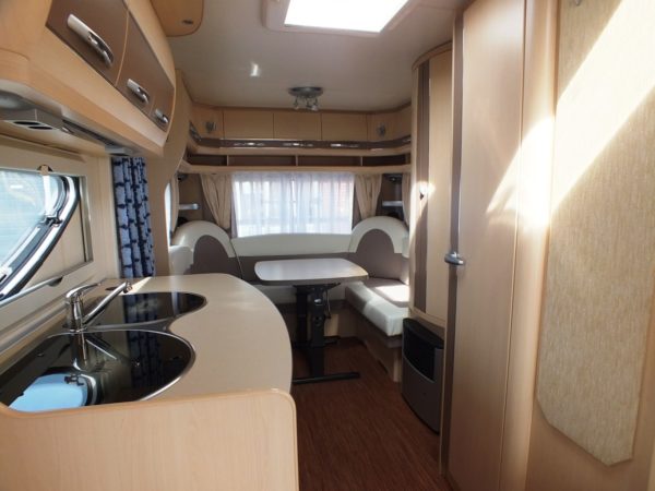 Hobby La Vita 455 UF MET MOVER EN ZAKLUIFEL - Afbeelding 18
