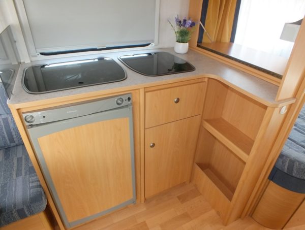 KNAUS Sport 450 bj.2003, met VOORTENT, DOUCHE, LICHTGEWICHT - Afbeelding 12