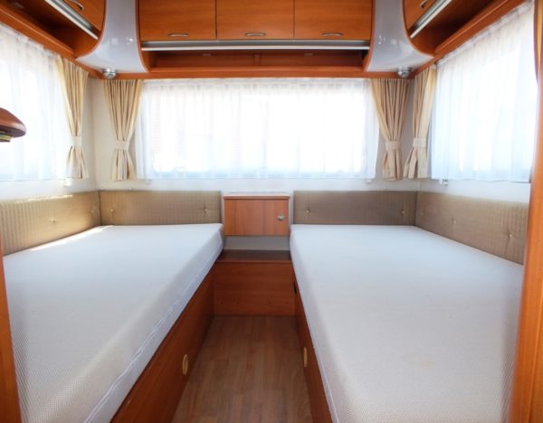 HOME-CAR 546 H bj.2007, TOP STAAT, 2 APARTE BEDDEN, MOVER - Afbeelding 9
