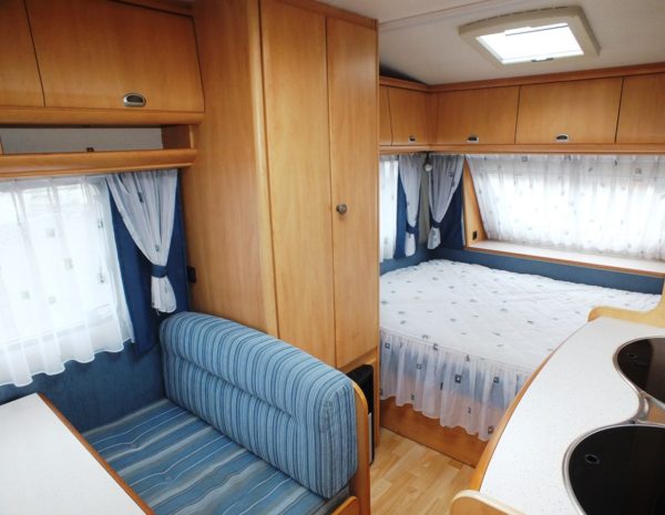 HOBBY De luxe Easy 400 SF bj.2004, NIEUWSTAAT, met MOVER - Afbeelding 20