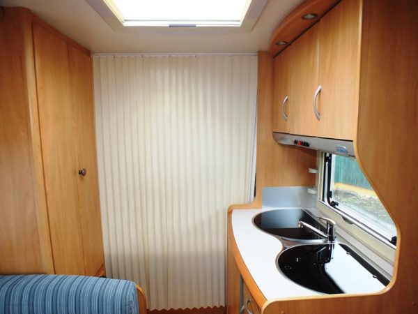 HOBBY De luxe Easy 400 SF bj.2004, NIEUWSTAAT, met MOVER - Afbeelding 21