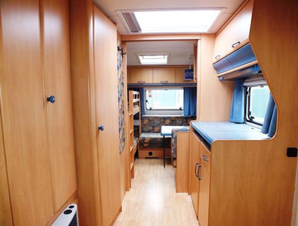 HOBBY De Luxe 495 UK bj.2000, 6 SLAAPPLAATSEN, VOORTENT - Afbeelding 8