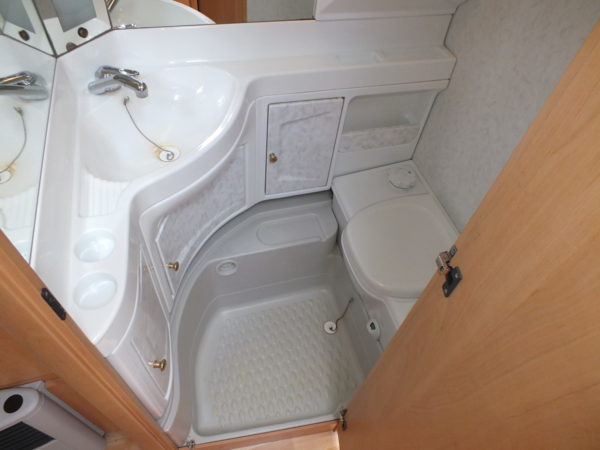 HOBBY De Luxe 495 UK bj.2000, 6 SLAAPPLAATSEN, VOORTENT - Afbeelding 20