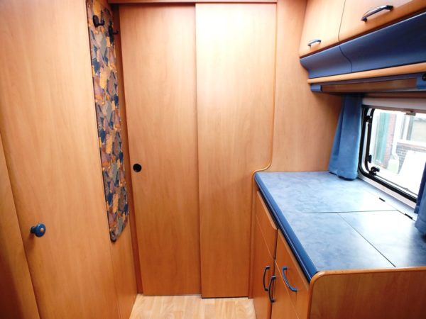 HOBBY De Luxe 495 UK bj.2000, 6 SLAAPPLAATSEN, VOORTENT - Afbeelding 13