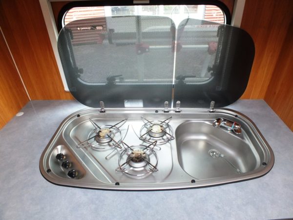 Burstner Premio 400TS BJ.2009 MET BOILER EN VOORTENT - Afbeelding 13