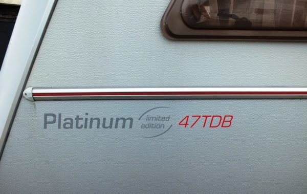 KIP PLATINUM 2001 47TDB met MOVER en VOORTENT - Afbeelding 21