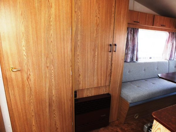 Kip Grey Line KG40EK MET LUIFEL - Afbeelding 13