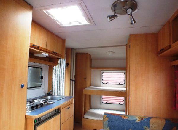 Caravelair Silver 490, BJ.2000, 5 SLAAPLAATSEN MET ZAKLUIFEL - Afbeelding 7