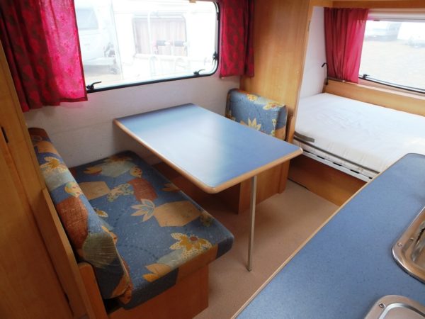 Caravelair Silver 490, BJ.2000, 5 SLAAPLAATSEN MET ZAKLUIFEL - Afbeelding 9