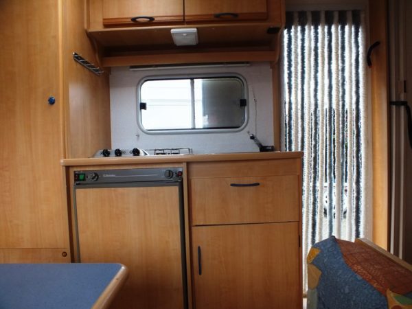 Caravelair Silver 490, BJ.2000, 5 SLAAPLAATSEN MET ZAKLUIFEL - Afbeelding 14