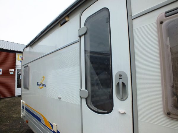 Bürstner Ventana 455TS bj.2003 Met MOVER EN VOORTENT - Afbeelding 21
