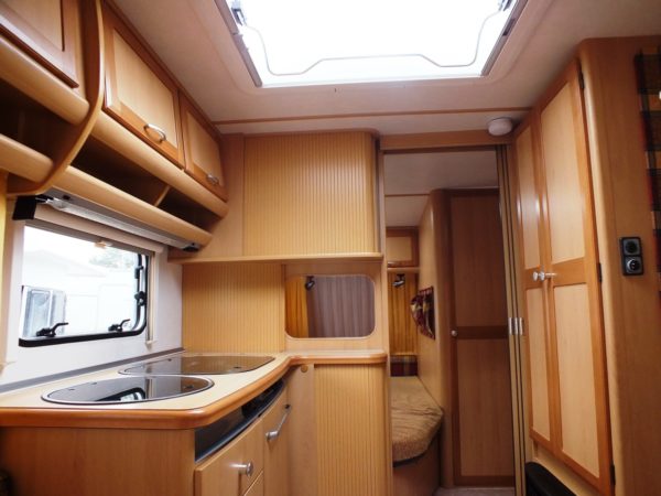 TEC Travel King 490, BJ.2003, Met DOUCHE EN VOORTENT - Afbeelding 15
