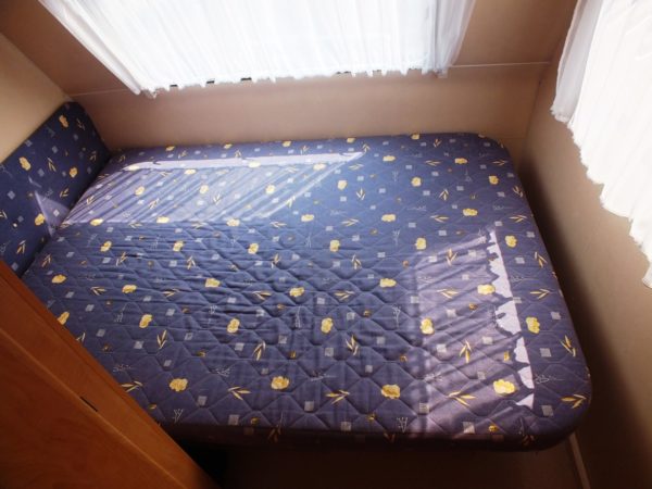 CARAVELAIR Antares 426 bj.2006, 6 persoons, voortent, luifel - Afbeelding 12