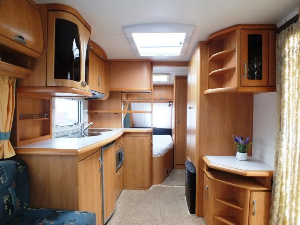 HOBBY Excellent Easy 540 UFE met MOVER, FRANS BED - Afbeelding 8