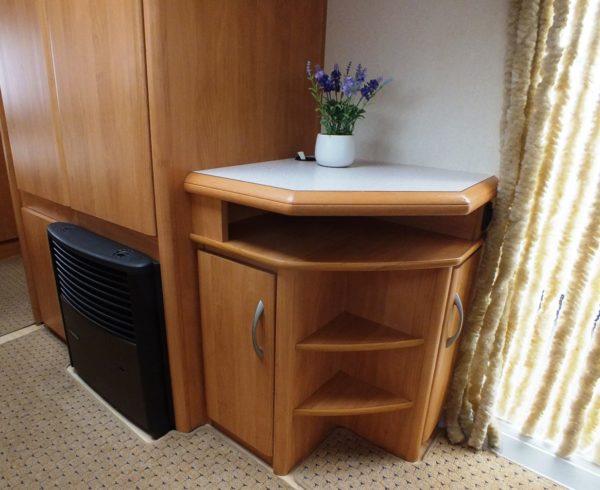 HOBBY Excellent Easy 540 UFE met MOVER, FRANS BED - Afbeelding 21