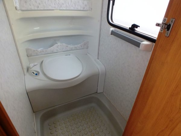 HOBBY Excellent Easy 540 UFE met MOVER, FRANS BED - Afbeelding 19
