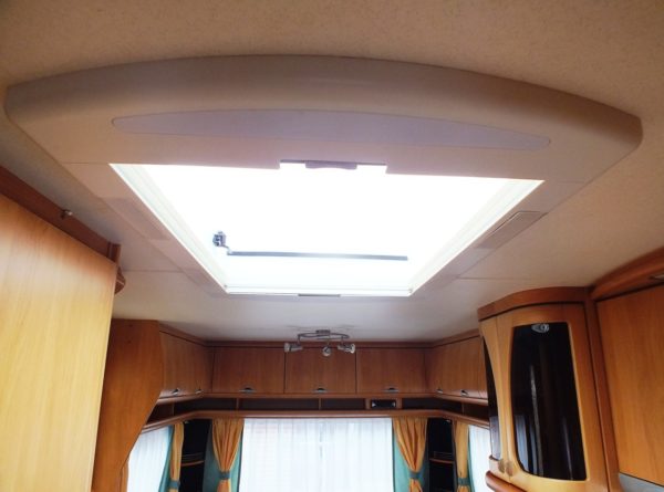 HOBBY Excellent Easy 540 UFE met MOVER, FRANS BED - Afbeelding 23