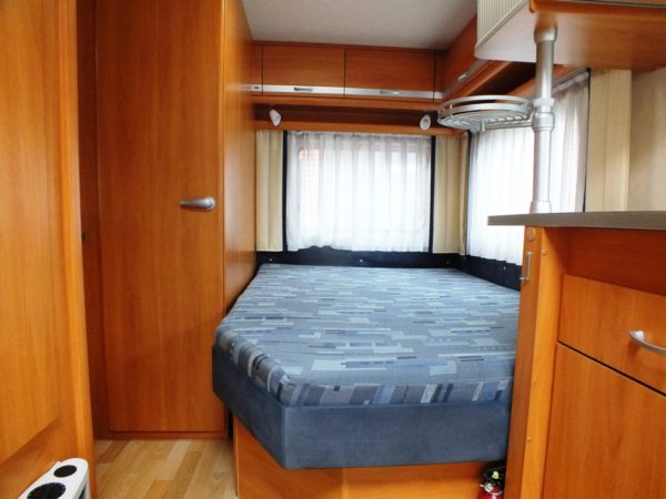 WILK S4 450 HTD bj.2005, met MOVER, VOORTENT, FRANS BED - Afbeelding 9