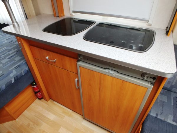 WILK S4 450 HTD bj.2005, met MOVER, VOORTENT, FRANS BED - Afbeelding 13
