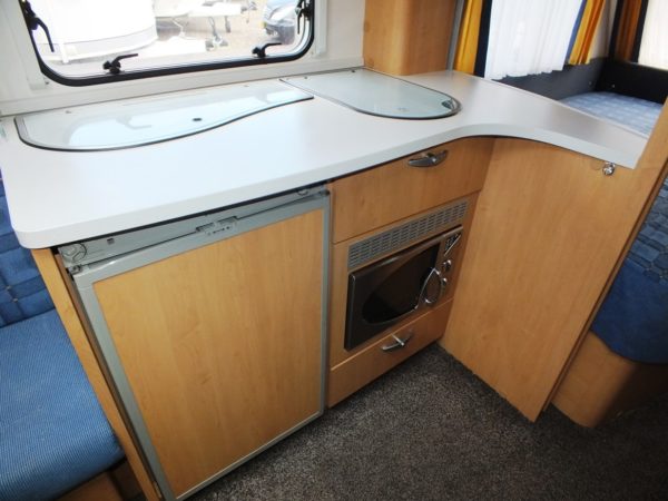 KNAUS Sudwind 450 FU bj.2006, met MOVER, AIRCO, VOORTENT - Afbeelding 12