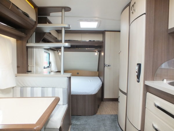 HOBBY Prestige 650 UMFE bj.2015, MIDDENZIT, THULE ZAKLUIFEL - Afbeelding 11