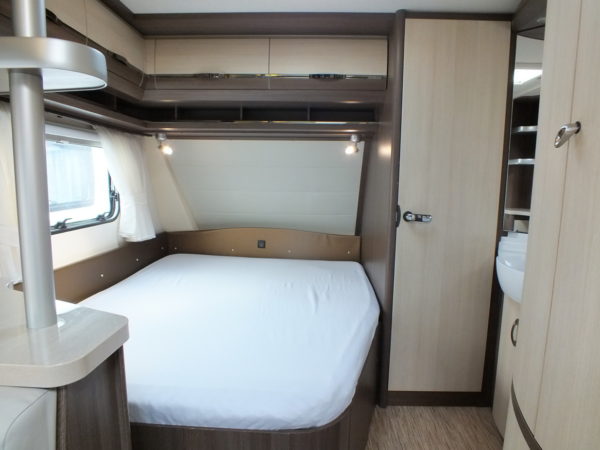 HOBBY Prestige 650 UMFE bj.2015, MIDDENZIT, THULE ZAKLUIFEL - Afbeelding 12