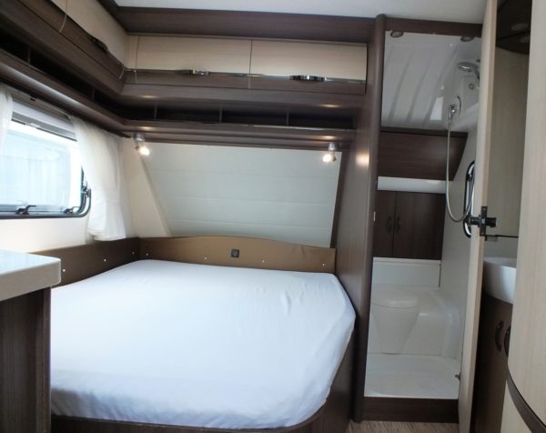 HOBBY Prestige 650 UMFE bj.2015, MIDDENZIT, THULE ZAKLUIFEL - Afbeelding 13