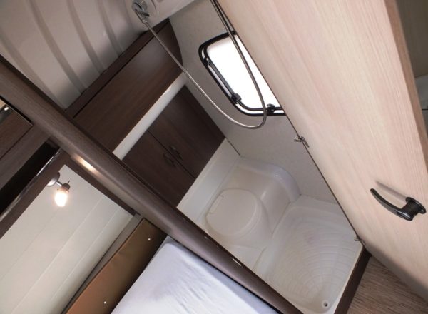 HOBBY Prestige 650 UMFE bj.2015, MIDDENZIT, THULE ZAKLUIFEL - Afbeelding 26