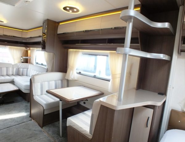 HOBBY Prestige 650 UMFE bj.2015, MIDDENZIT, THULE ZAKLUIFEL - Afbeelding 16