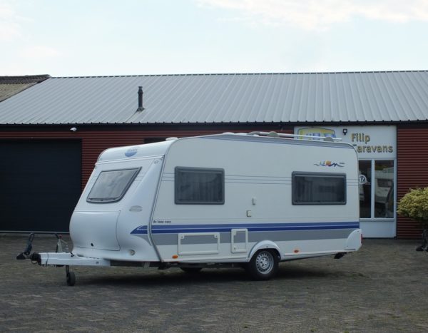 HOBBY De luxe Easy 440 SB modeljaar 2003, VOORTENT, LUIFEL - Afbeelding 2