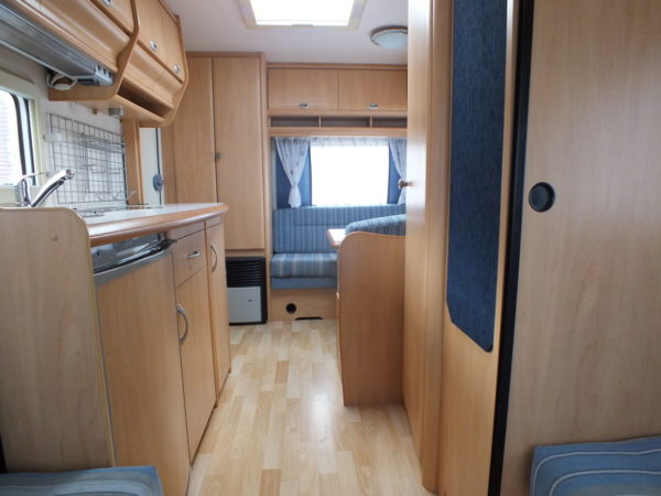 HOBBY De luxe Easy 440 SB modeljaar 2003, VOORTENT, LUIFEL - Afbeelding 8