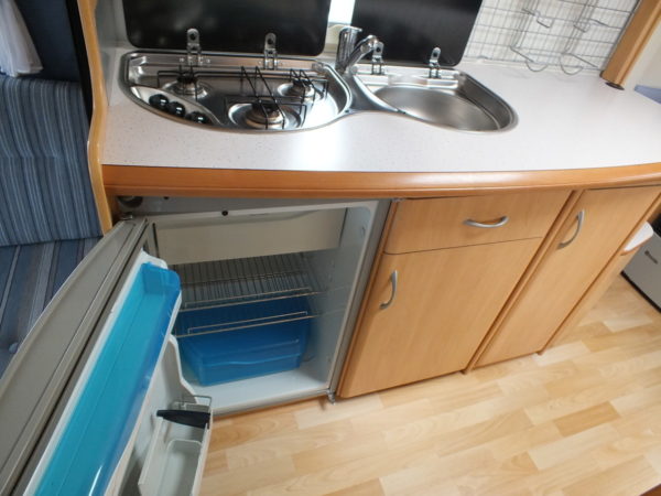 HOBBY De luxe Easy 440 SB modeljaar 2003, VOORTENT, LUIFEL - Afbeelding 19