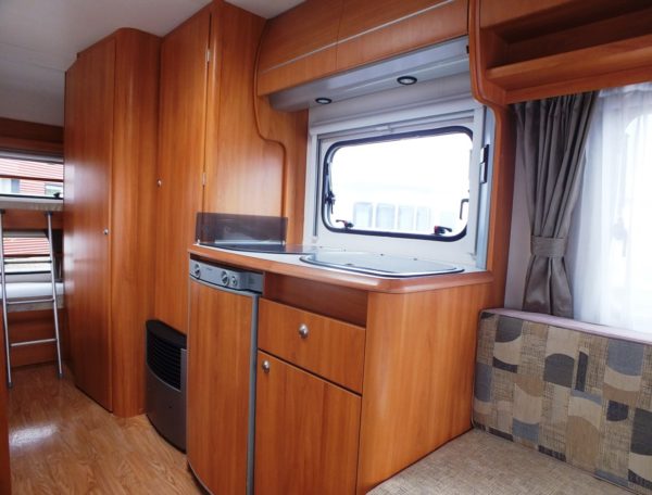 HOMESTAR Racer 48 HR bj.2010, 5 SLAAPPLAATSEN, met VOORTENT - Afbeelding 19