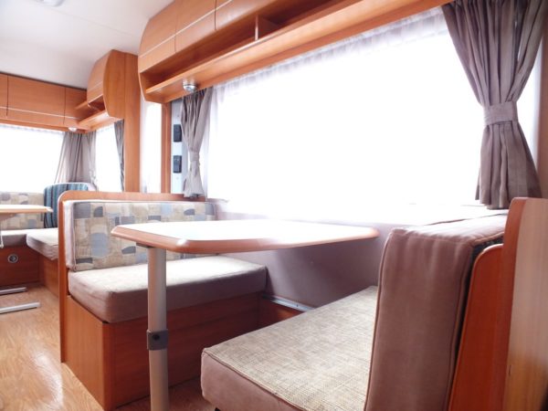 HOMESTAR Racer 48 HR bj.2010, 5 SLAAPPLAATSEN, met VOORTENT - Afbeelding 17