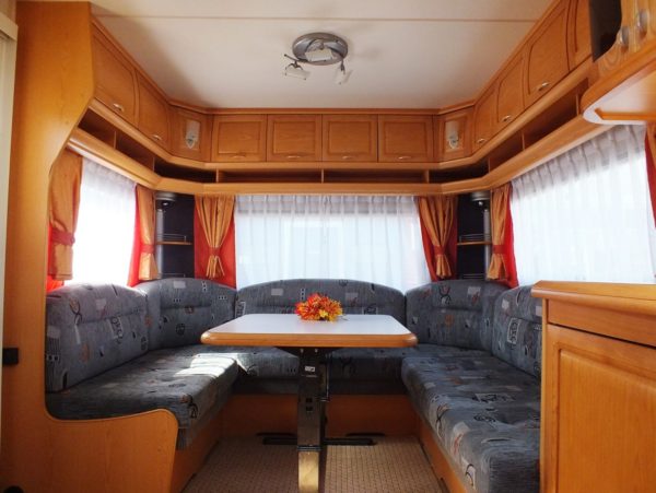 HOBBY Prestige 560 UFE bj.2005, met AIRCO, BRAND VOORTENT - Afbeelding 6