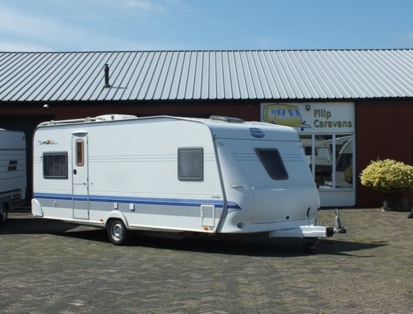 HOBBY Prestige 560 UFE bj.2005, met AIRCO, BRAND VOORTENT
